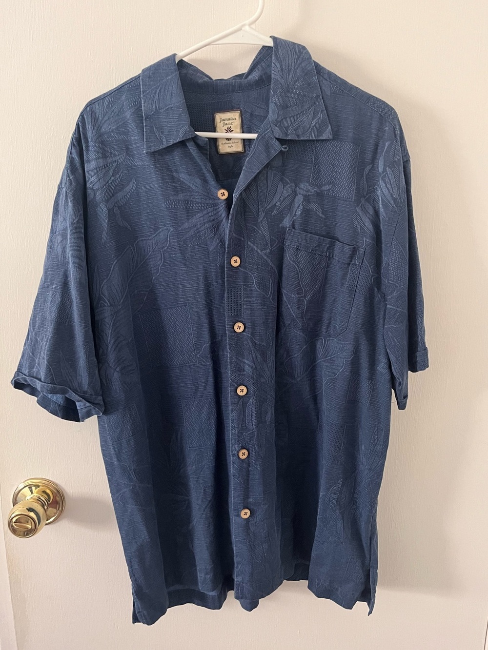Jamaica Jaxx Hawaiian Shirt Men's XL 100% Silk Blue Tropical Button Up Beach